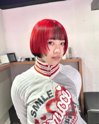 ショート pizzicato pacto所属・ボルドーカラー/ワイ ンレッド/長山遼太郎のヘアスタイル