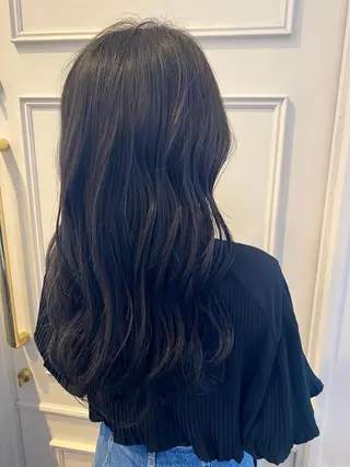 ロング カラー 安藤 佑衣のヘアスタイル