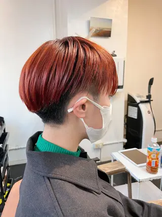 ショート カラー h a k u 大倉 卓人のヘアスタイル