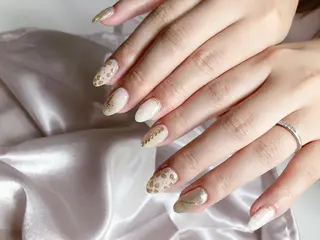 ミディアム ネイル ☺︎山部 志麻☺︎のネイルデザイン