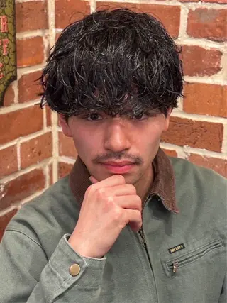 ミディアム ヒロ銀座/大槻 湧也のヘアスタイル
