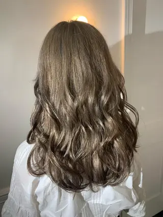 ロング 艶カラー/韓国風ヘア 🩵shioneのヘアスタイル