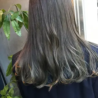 ミディアム カラー ヤスドミ ケイスケのヘアスタイル