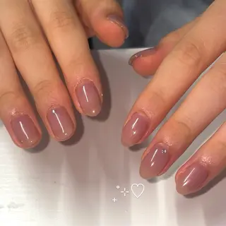 ネイル yuna@ 練習生☘️のネイルデザイン