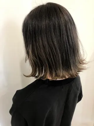 ミディアム カラー ヤマモト マイのヘアスタイル