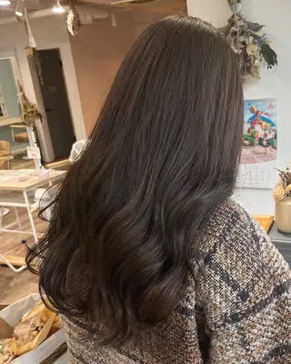ロング 透明感カラー／ 艶感カラー／RAMUのヘアスタイル