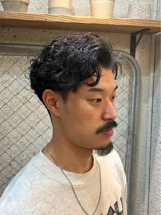 ショート パーマ メンズ うるツヤハイトーン✨ /西川郁巳のヘアスタイル