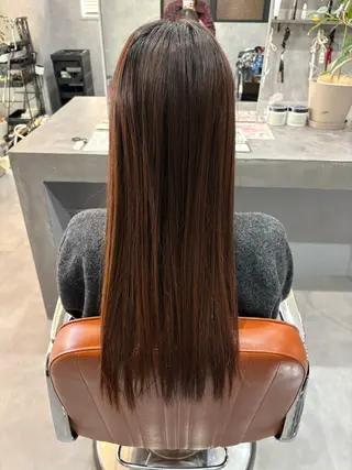 カラー 新堀 紗凪のヘアスタイル