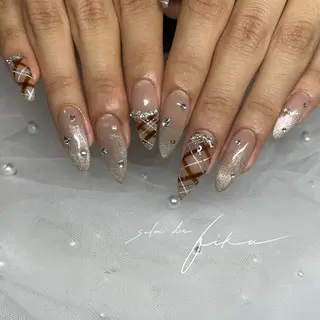 ネイル Saki 【パラジェル取扱店】のネイルデザイン