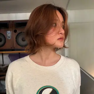 ショート ヘアアレンジ レイヤー/ベージュ mikuのヘアスタイル