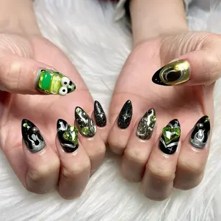 ネイル RosyBeauty Salon所属・RosyBeauty Salonのネイルデザイン