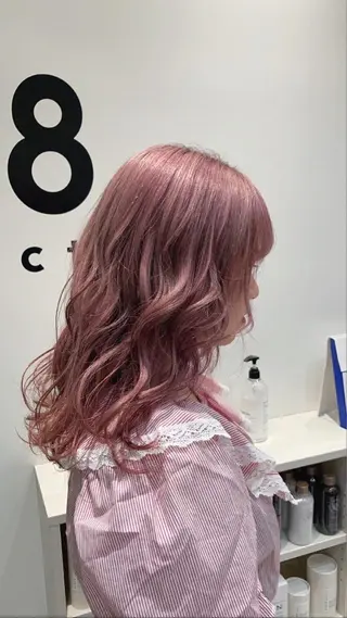 ミディアム カラー ヘアアレンジ octo所属・梅澤 杏菜のヘアスタイル