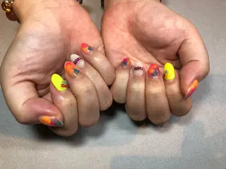 ネイル iiloo aromaworksのネイルデザイン