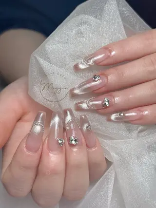 ネイル Maggie Nail🦩のネイルデザイン