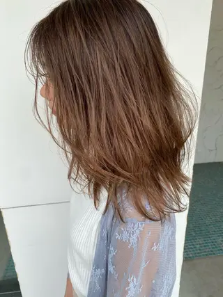 セミロング カラー JILL ユキのヘアスタイル