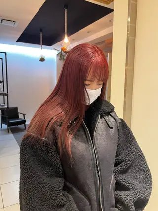 カラー hiyori /ハイトーンカラーのヘアスタイル