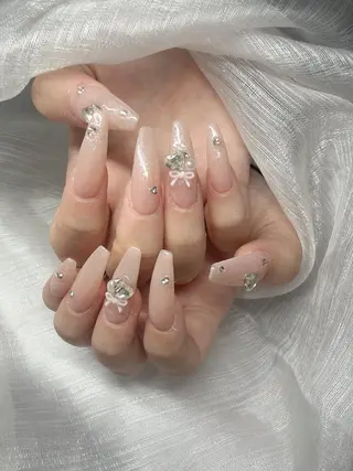 ネイル Lee Nailsのネイルデザイン