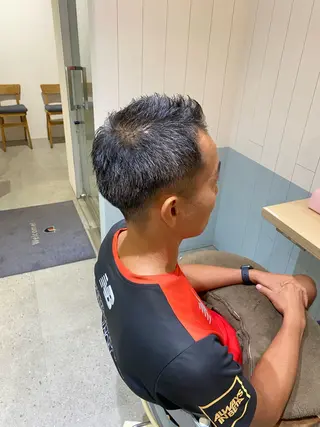 メンズ エリア唯一🌈ᵕ̈* 派手髪モリヤ🌺のヘアスタイル