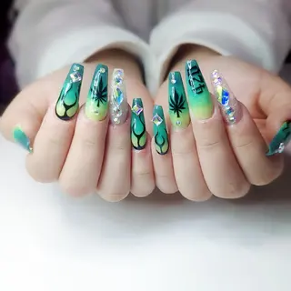 クロキ 。のネイルデザイン