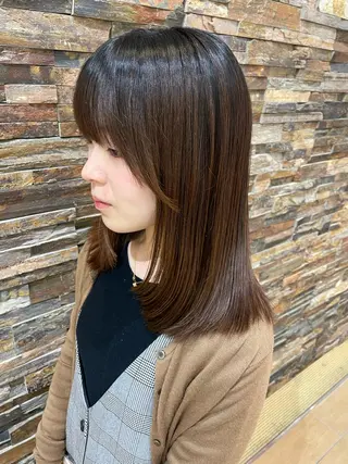 セミロング 岩尾 瑛斗のヘアスタイル