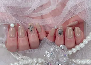 ネイル R nailsalon所属・ナ ナのネイルデザイン