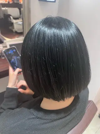 ショート カラー トバ ショウゴのヘアスタイル