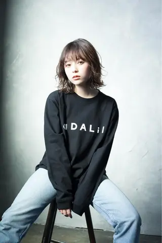 ミディアム ブリーチカラー🌈 石垣翔太のヘアスタイル