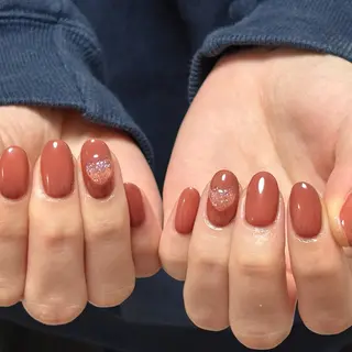 ネイル IYOU NAIL町田店所属・IYOUNAIL- Piggyのネイルデザイン