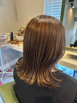 ミディアム カラー 艶髪カラー RINAのヘアスタイル