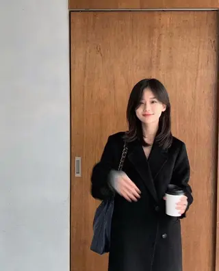 ミディアム カラー 莉乃/縮毛矯正/髪質 改善/艶カラーのヘアスタイル