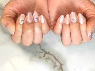 セミロング ネイリスト シンのネイルデザイン