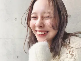 セミロング カラー 上川 美幸のヘアスタイル