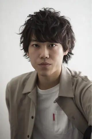 ショート パーマ メンズ Vir by browのヘアスタイル