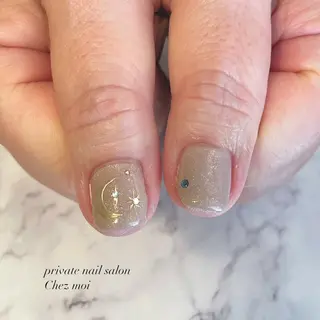 ネイル KOMINE TOMOKOのネイルデザイン