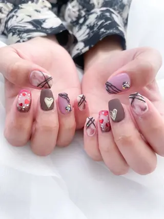 ネイル 五十嵐 美智のネイルデザイン