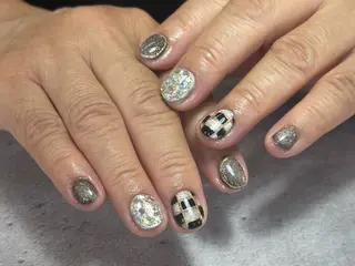 ネイル 7LOOKS フェンのネイルデザイン