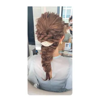 ヘアアレンジ 横手 愛美のヘアスタイル