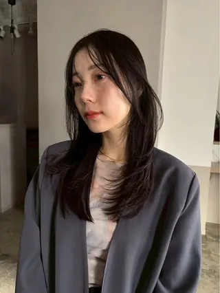 ロング 南出 碧夢のヘアスタイル