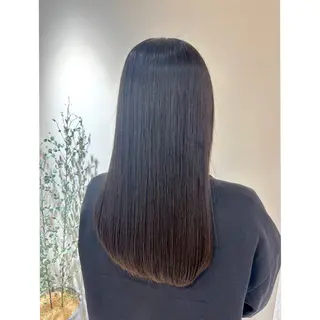 セミロング Le Clic BEAT所属・初鹿 彩のヘアスタイル