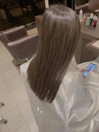 セミロング カラー 美髪形成!色素改善! 秋田 和輝のヘアスタイル