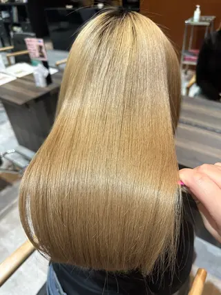 AVANCE. Rinのヘアスタイル