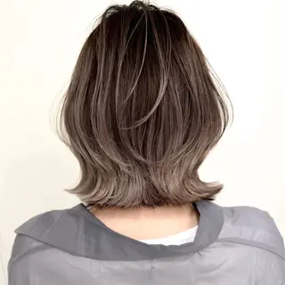 ショート カラー ✨レイヤーカット/透 名感カラー特化✨のヘアスタイル