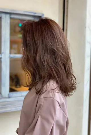 セミロング カラー 森 早希絵のヘアスタイル