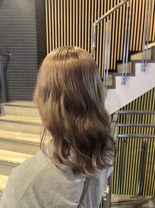 ミディアム カラー ハイトーンカラー 坂本 翼のヘアスタイル