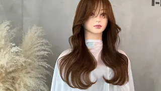 ロング 可児 令路のヘアスタイル