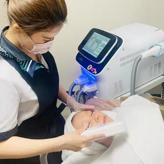 ニキビ・ 肌荒れ専門店のエステ・リラクイメージ