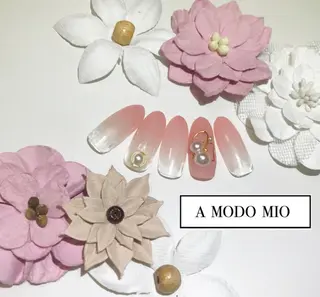 ネイル A MODO MIOのネイルデザイン