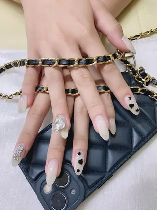 ネイル えい このネイルデザイン