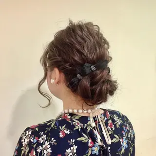 セミロング ヘアアレンジ 山田 里美のヘアスタイル
