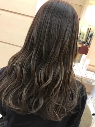 ロング カラー 顔まわり‎🤍小顔 カット🤍みさきのヘアスタイル